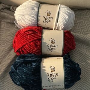 Yarn Bee Velvety Smooth Yarn Set